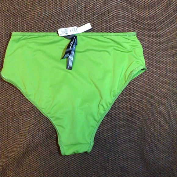 BNWT…Victoria Secret Swim Bottom READ DETAILS - Picture 8 of 10